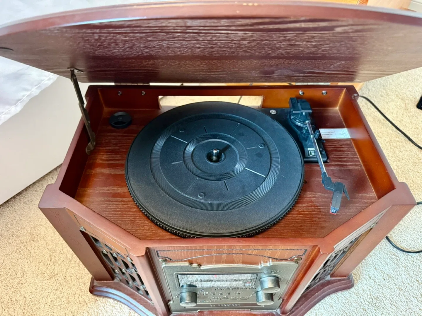 Victrola 7-in-1 Bluetooth Turntable image indicator(3)