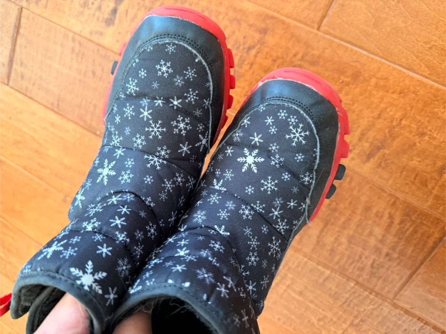 Kids Winter Boots - Snowflake Pattern image indicator(5)
