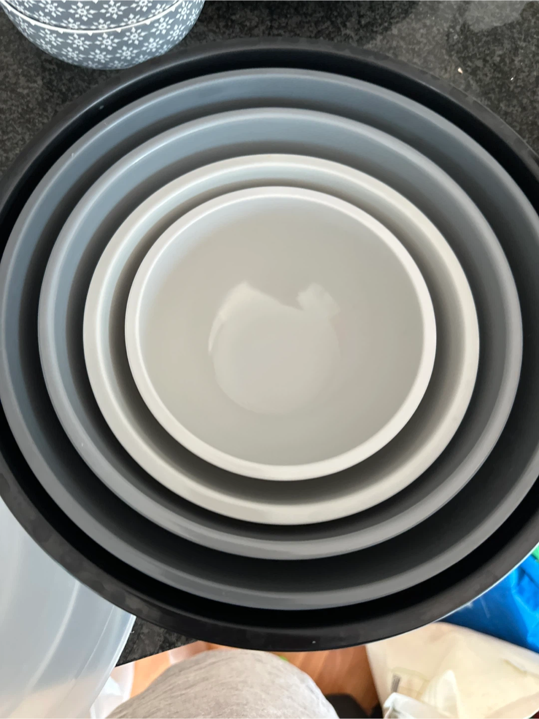 Nesting Bowls with Lids - Set of 5