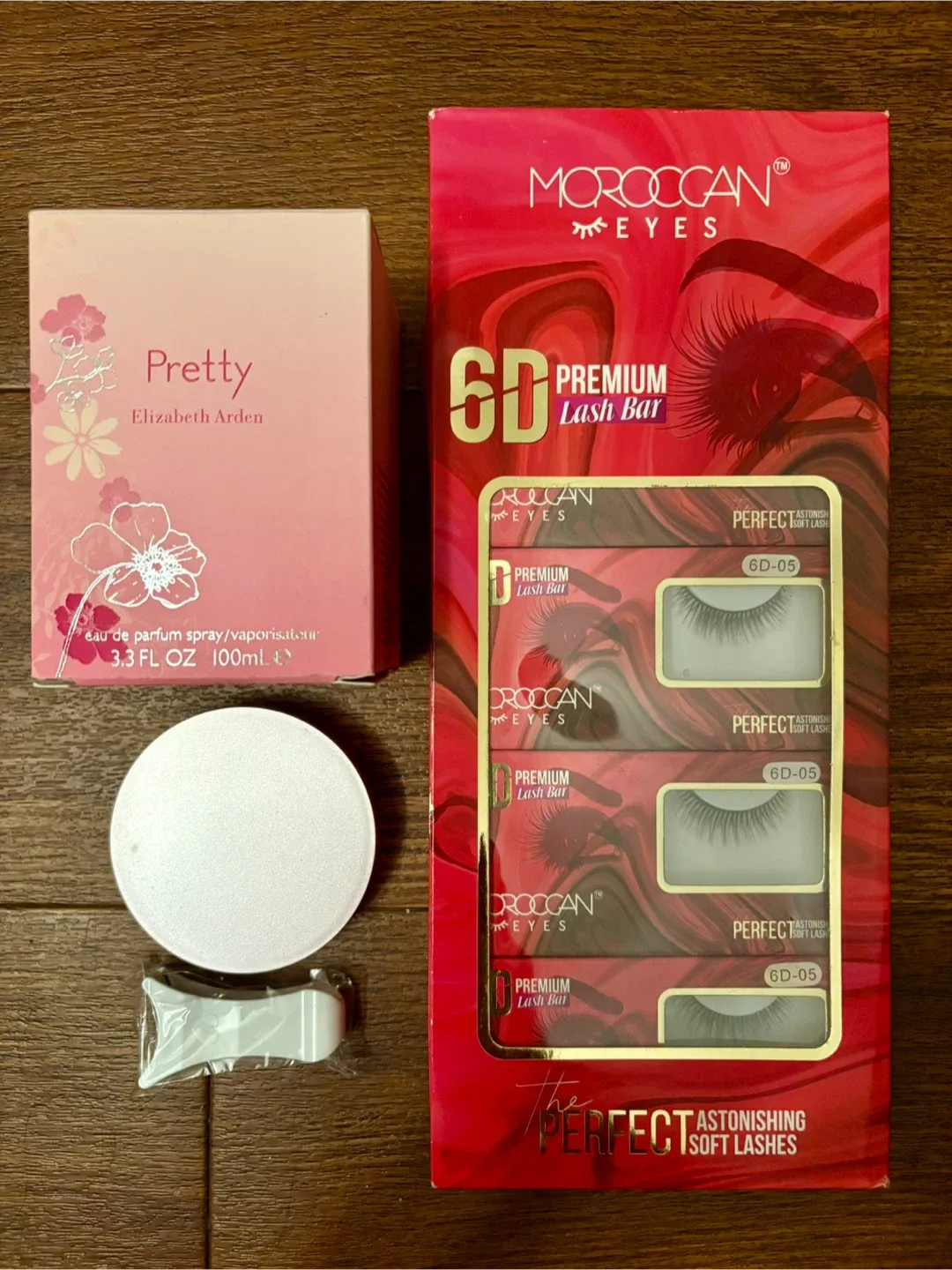 Perfume and eyelash set