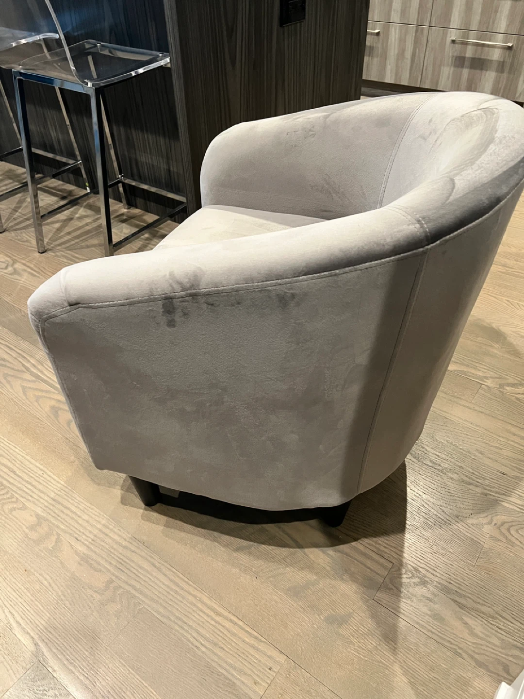 Gray Velvet Accent Chair - photo 4