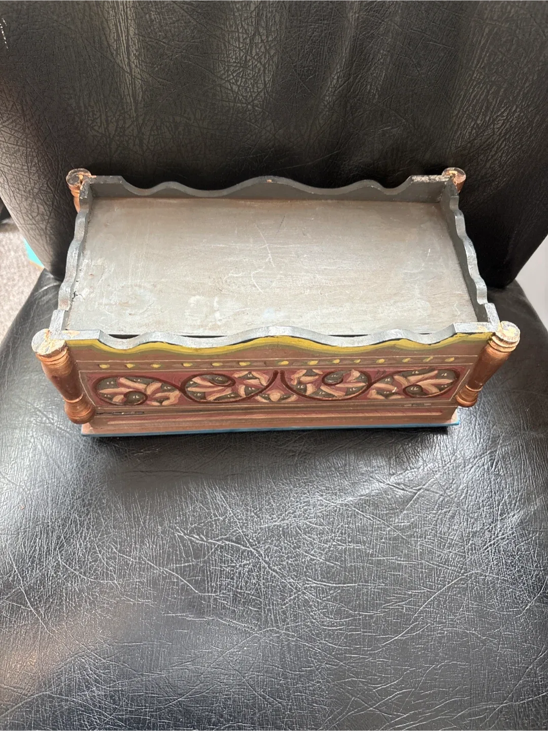 Hand Carved Wooden Tissue Box Cover image indicator(4)