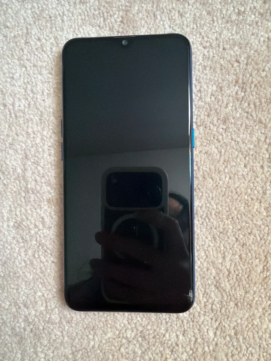 Realme Smartphone - Blue image indicator(2)