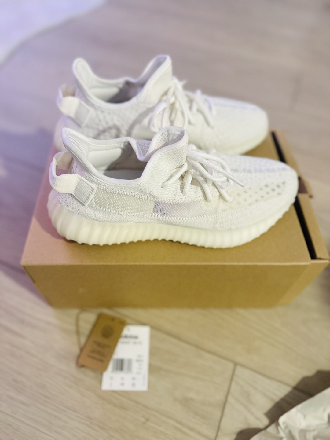 Adidas Yeezy Boost 350 V2 Bone White Size 6 US