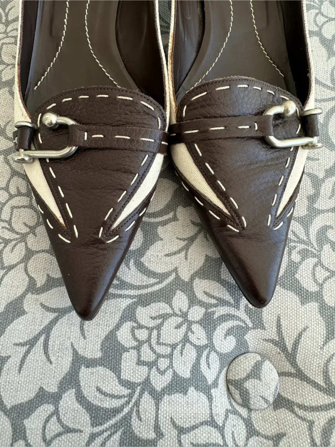 BCBGMAXAZRIA Brown & Cream Kitten Heels image indicator(5)