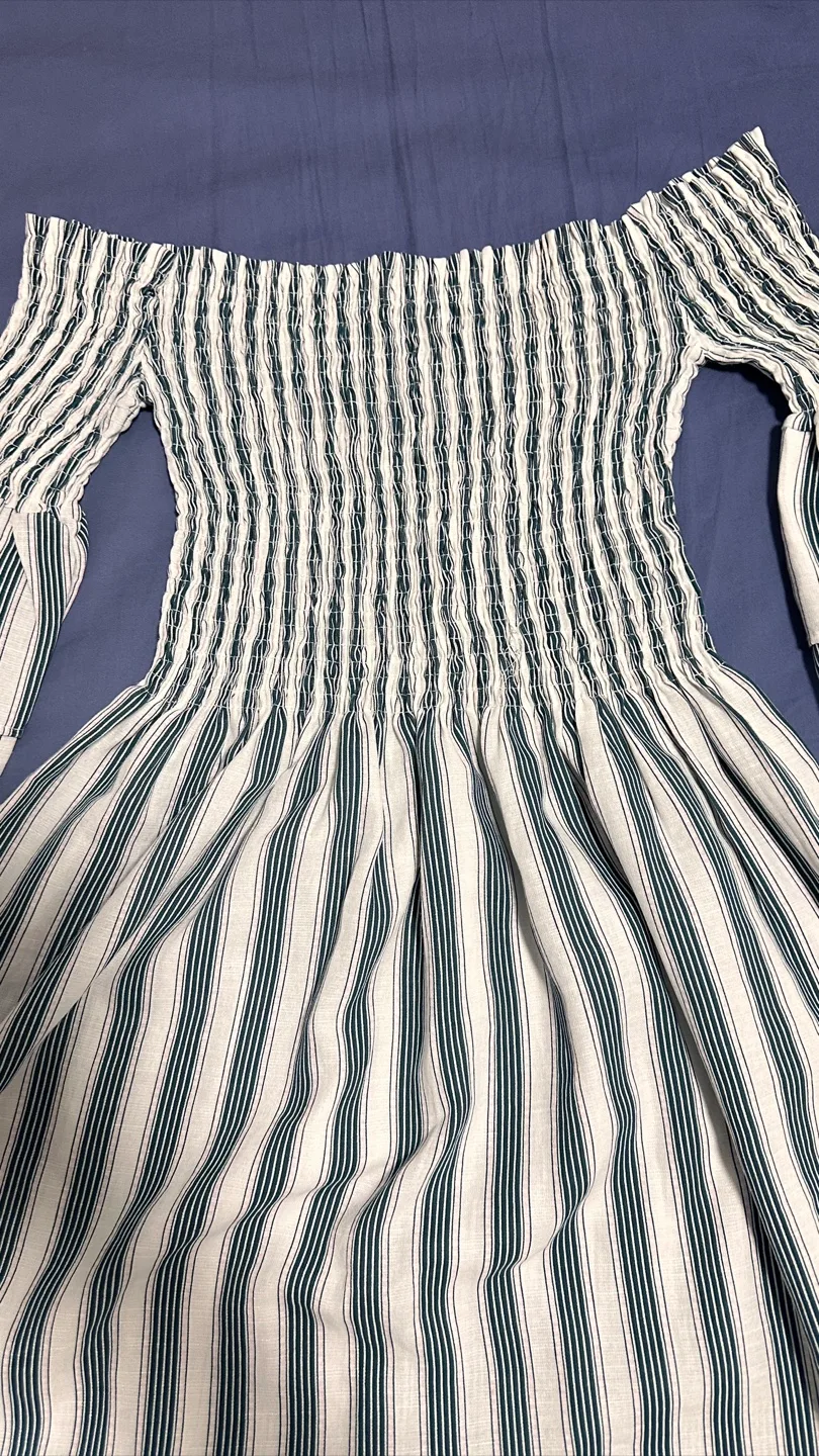 Striped Off-the-Shoulder Dress image indicator(2)
