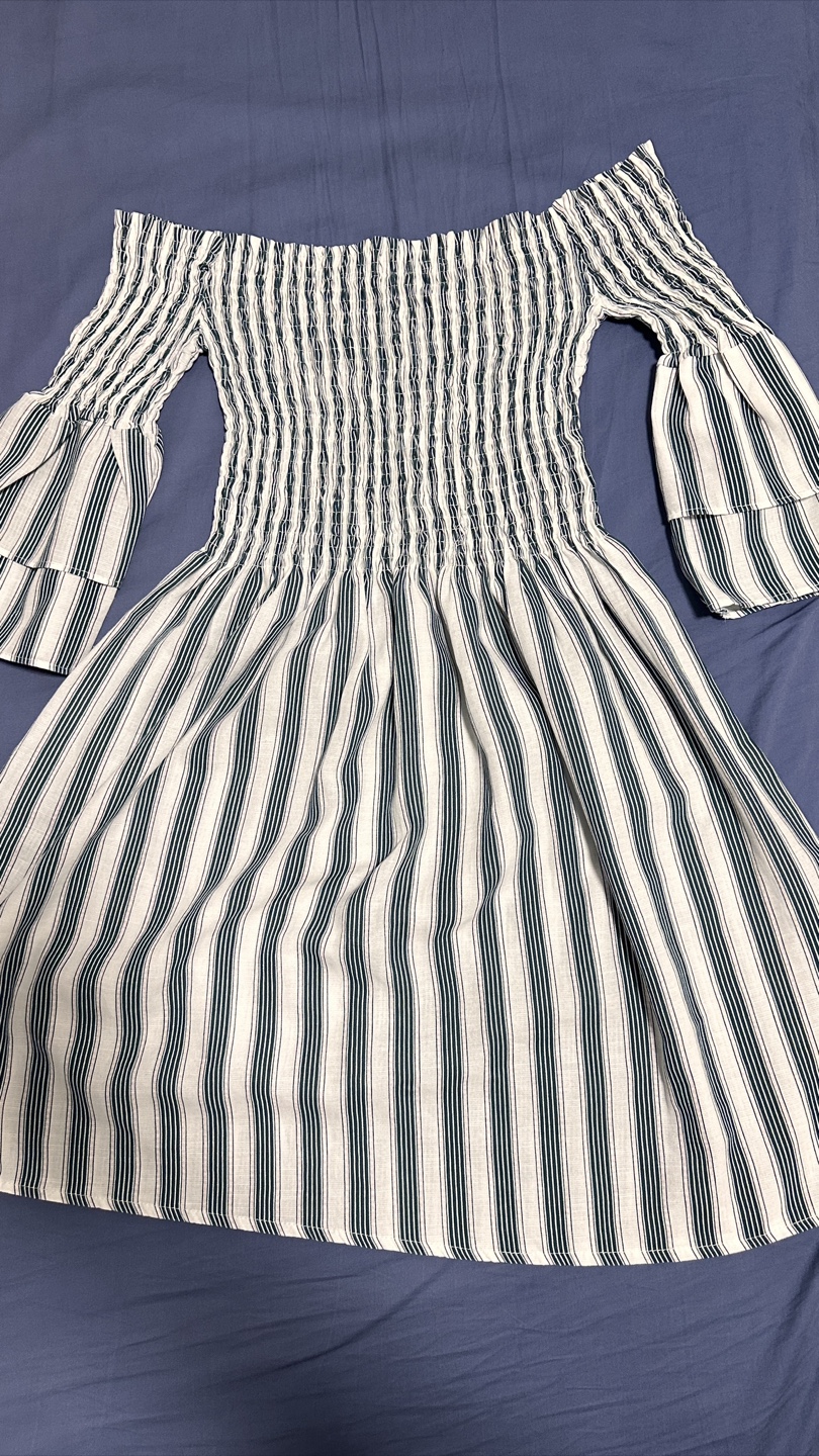 Striped Off-the-Shoulder Dress - photo 3