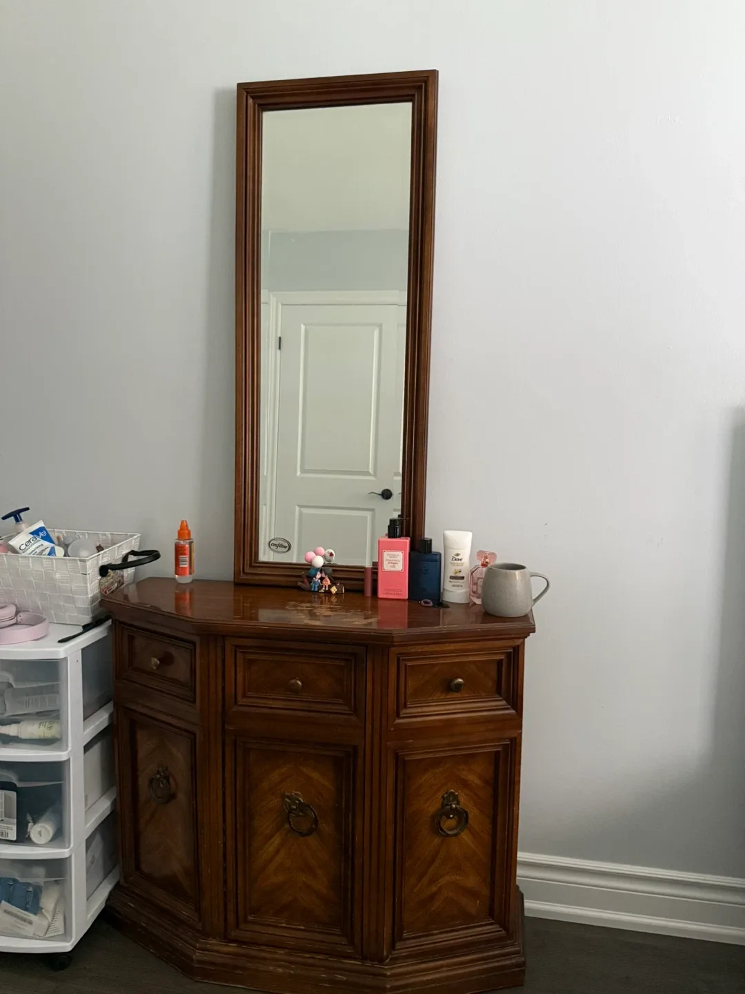 Wooden Vanity Table with Mirror thumbnail
