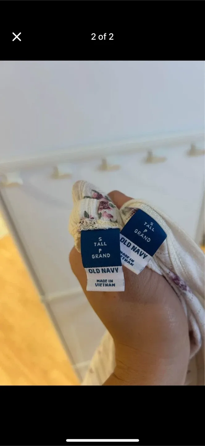 Old Navy Floral Pajama Set - Size S Tall image indicator(2)