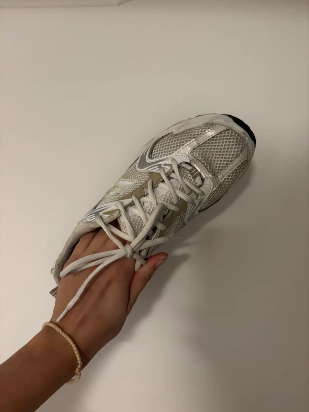 New Balance 530 White/Silver Running Shoes image indicator(2)