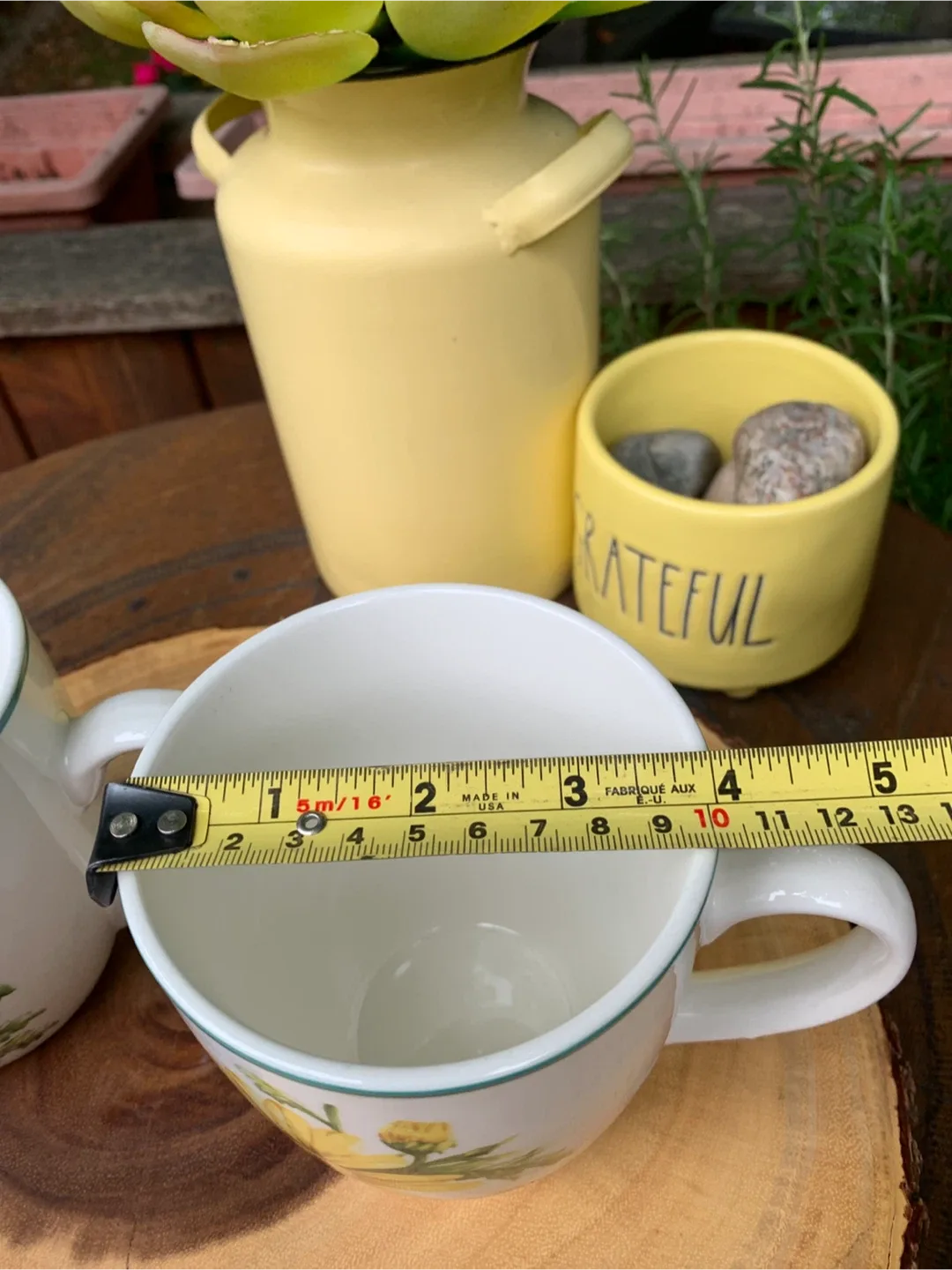 Thomson Pottery Floral Mugs image indicator(10)