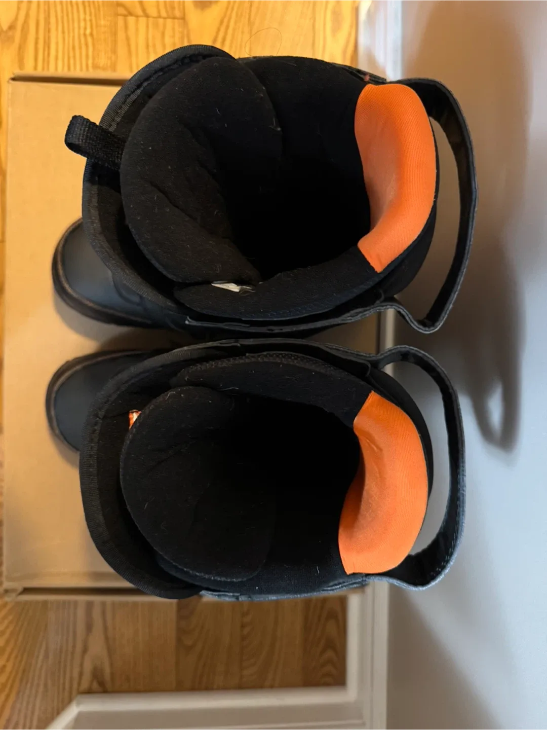 Men’s size 9 Rossignol Snowboard Boots image indicator(5)