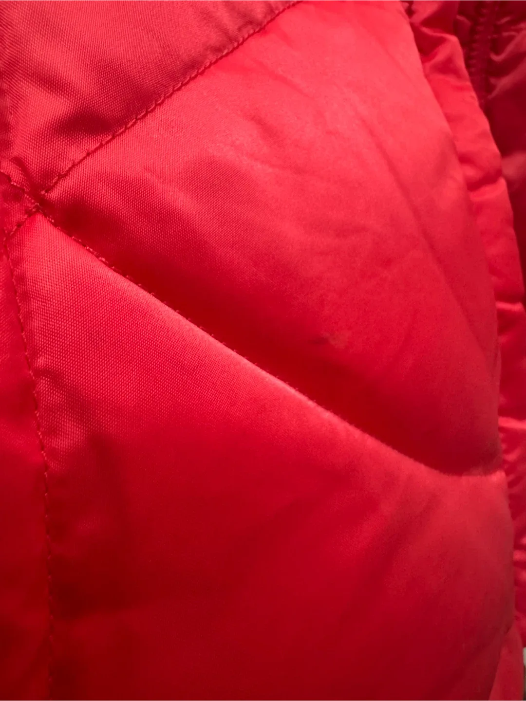 North face pink 550 down vest image indicator(7)