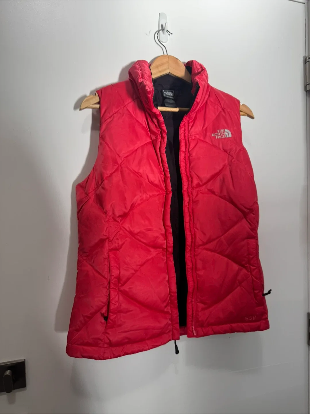 North face pink 550 down vest image indicator(3)