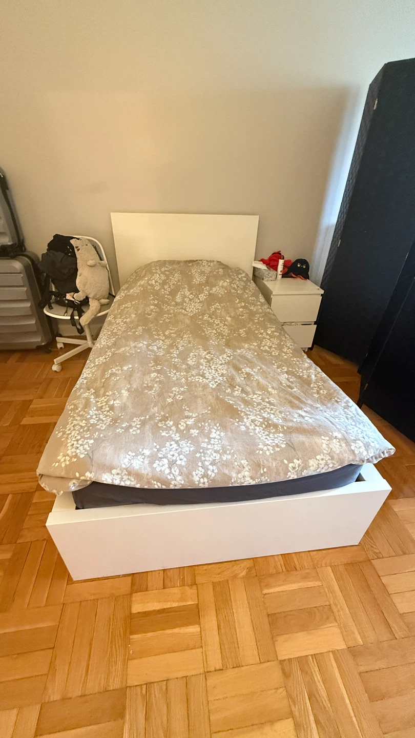 IKEA MALM Twin Bed Frame - White - photo 4