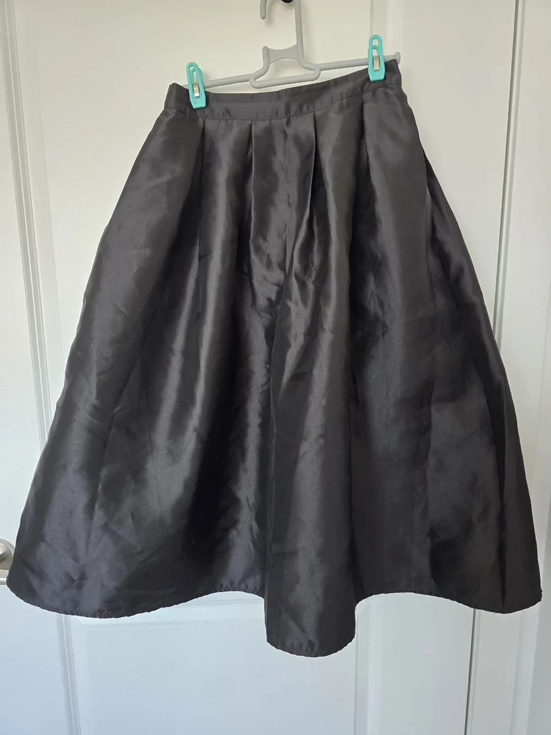 Black Skirt Size S thumbnail