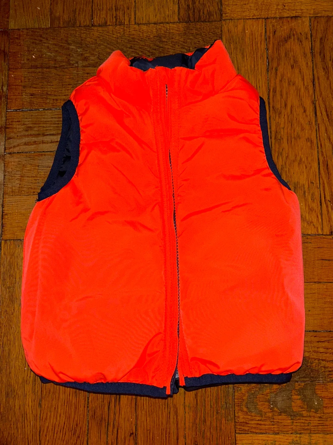 Gap Baby Reversible Navy/Neon Dinosaur Puffer Vest 18-24 Months image indicator(4)
