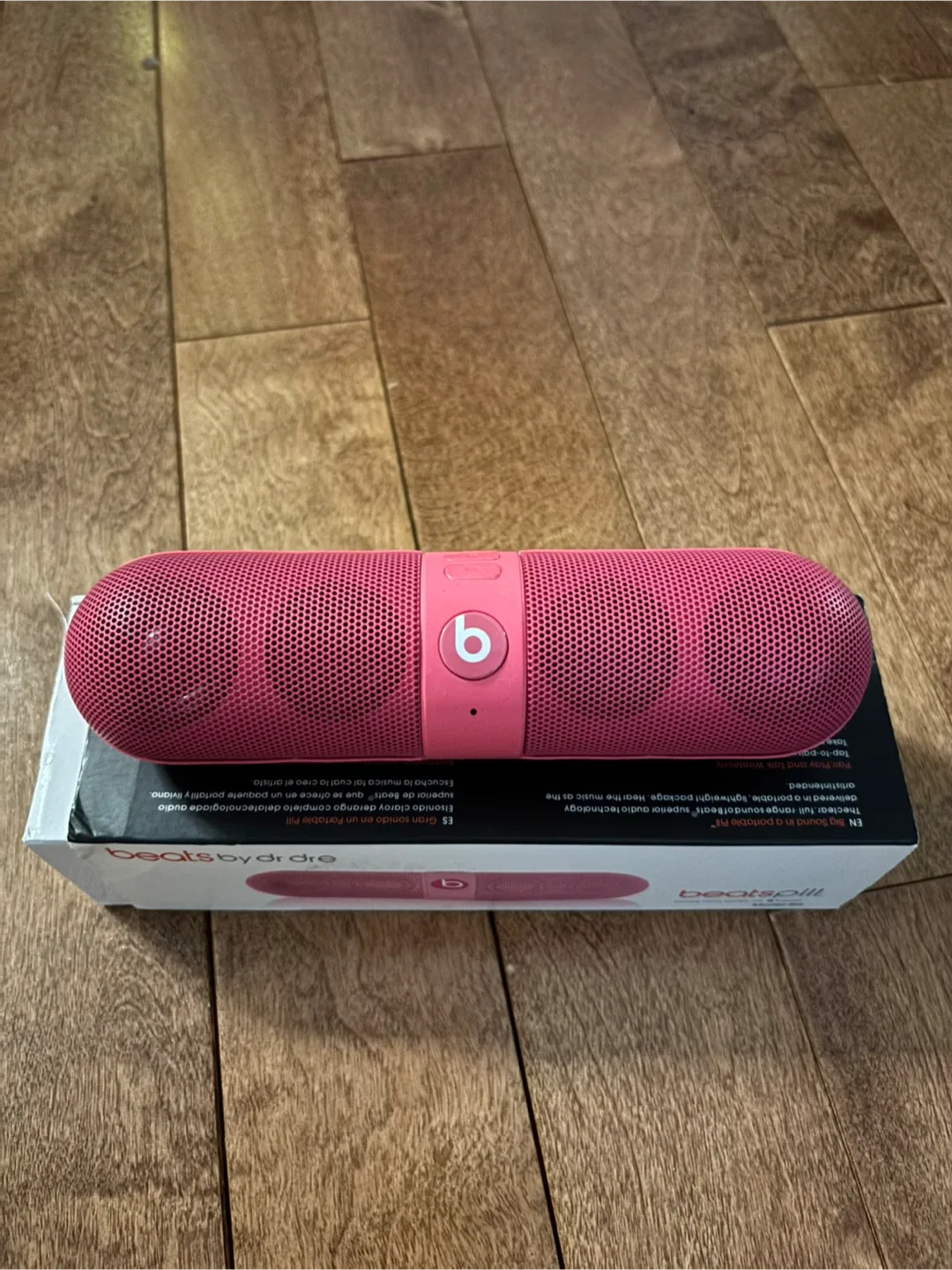 Pink Beats by Dr. Dre Beatspill Portable Speaker image indicator(4)