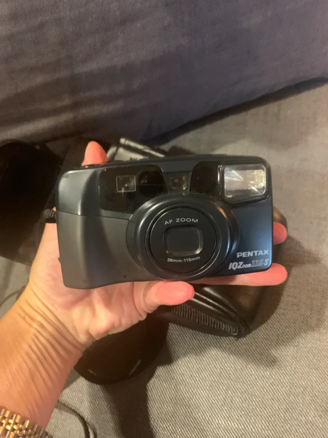 VINTAGE Pentax IQZoom 115-S 38-115mm Film Camera image indicator(9)