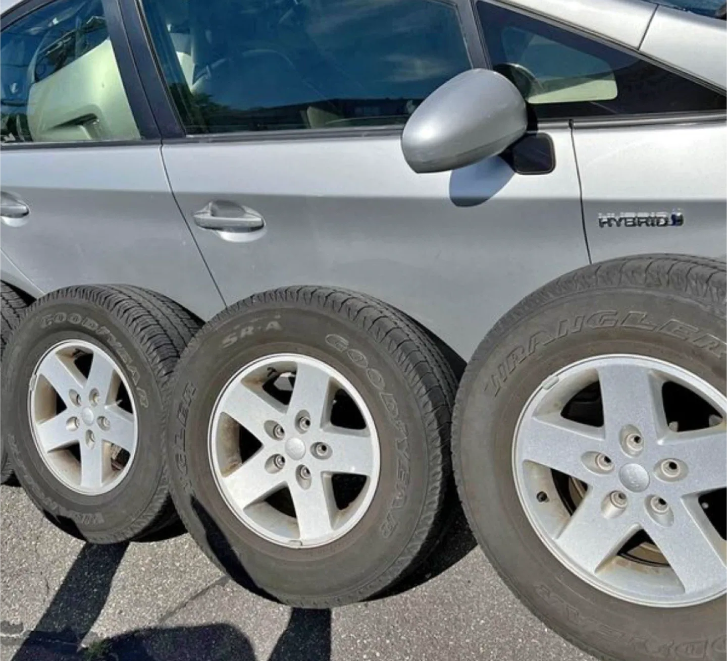 Set of 4 Goodyear Wrangler SR-A Tires image indicator(4)