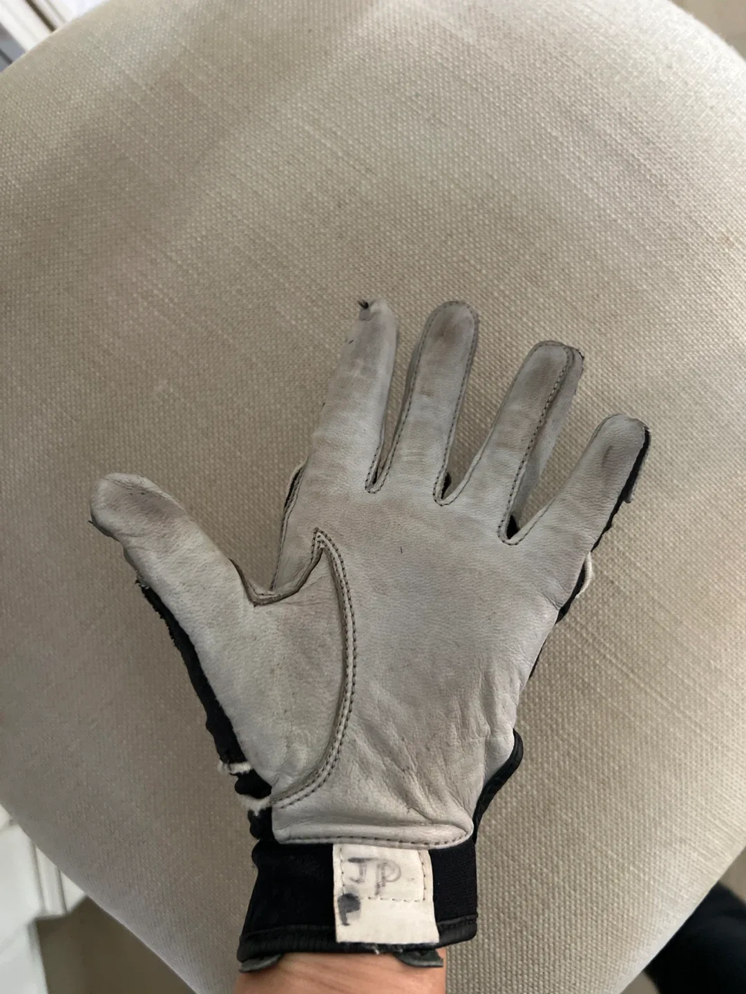 Nike Speedtack V Flag Football Glove - Left Hand - Size Small image indicator(4)