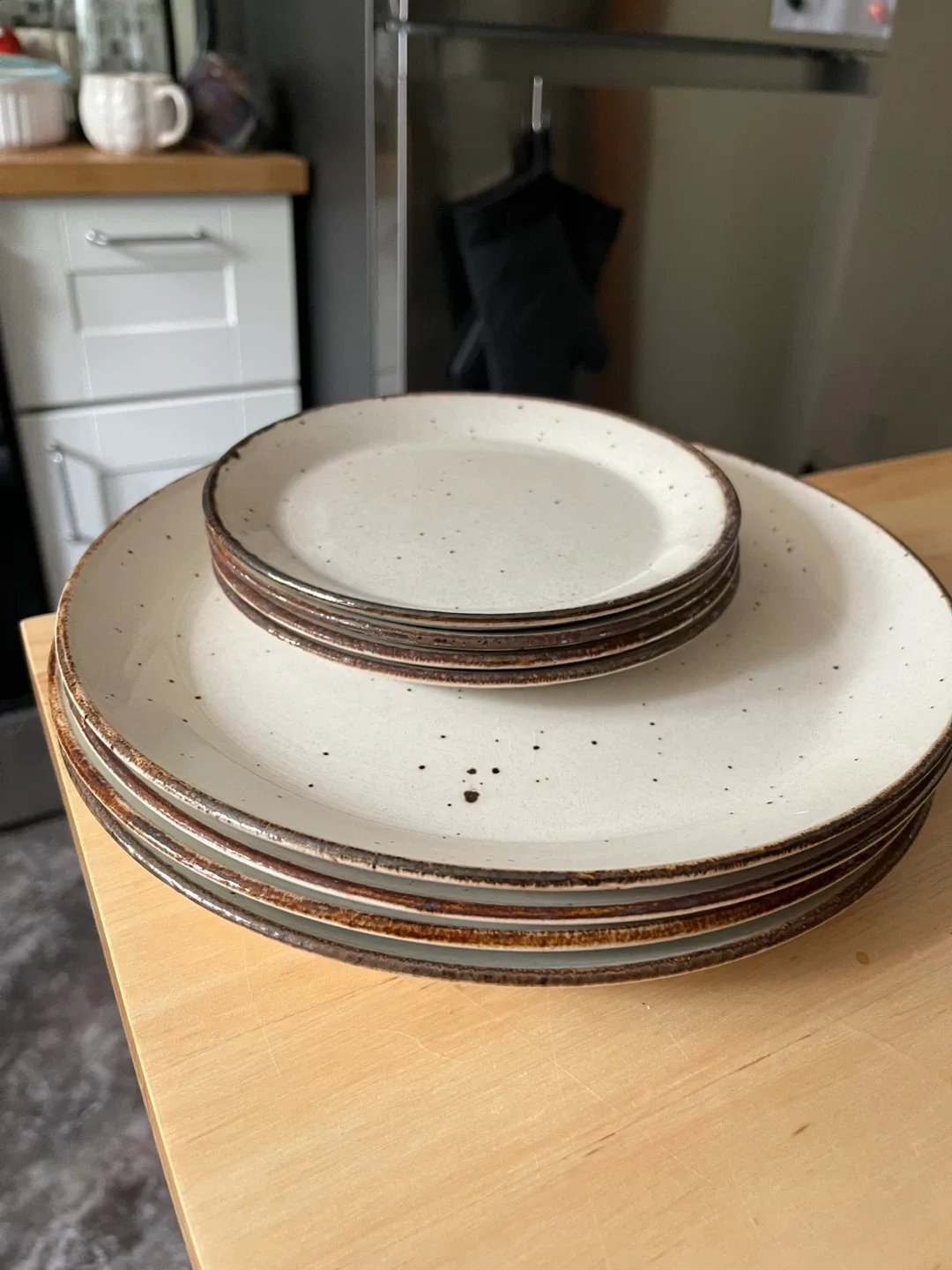 Vintage J&G Meakin Lifestyle Plates thumbnail