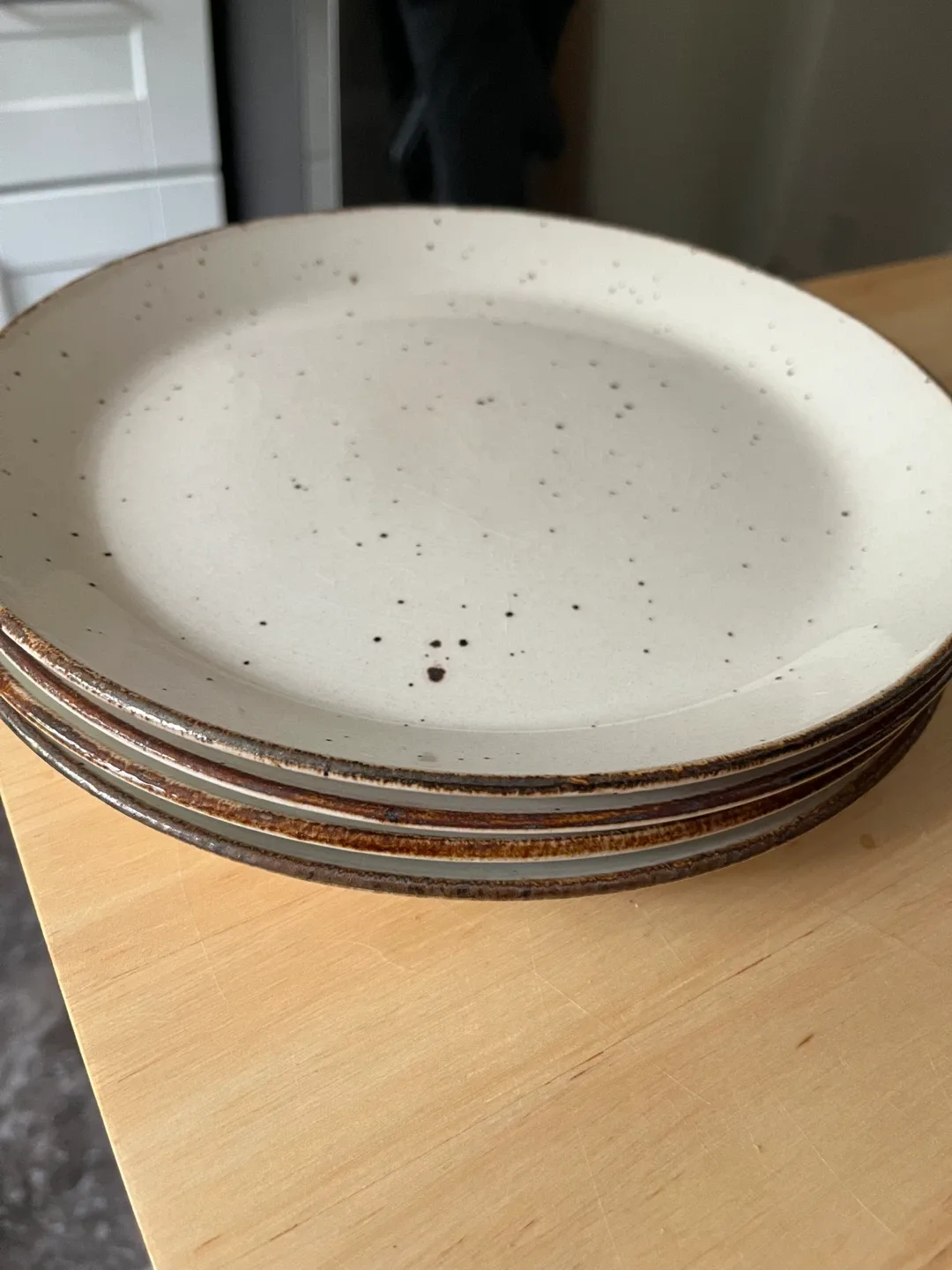 Vintage J&G Meakin Lifestyle Plates image indicator(3)