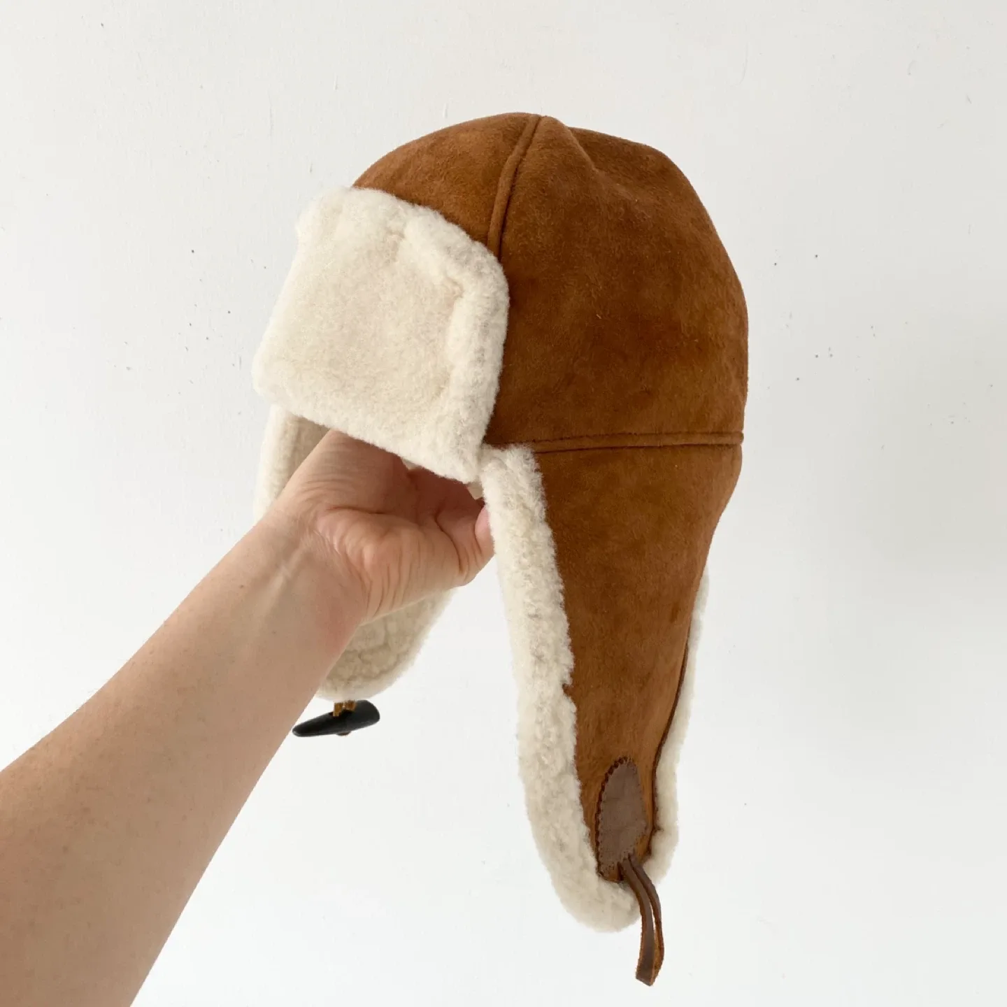 Roots Shearling Aviator Hat image indicator(4)