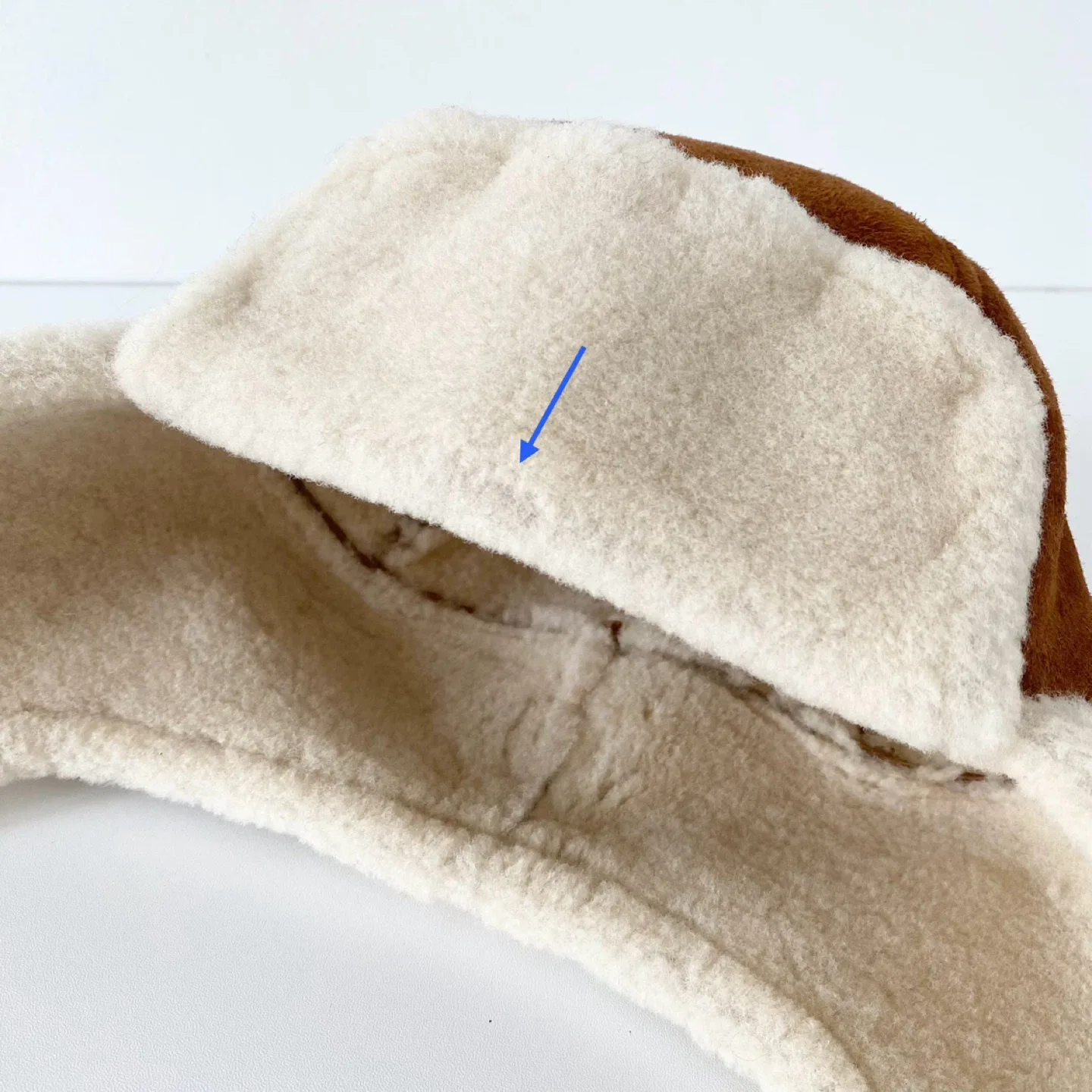 Roots Shearling Aviator Hat image indicator(9)