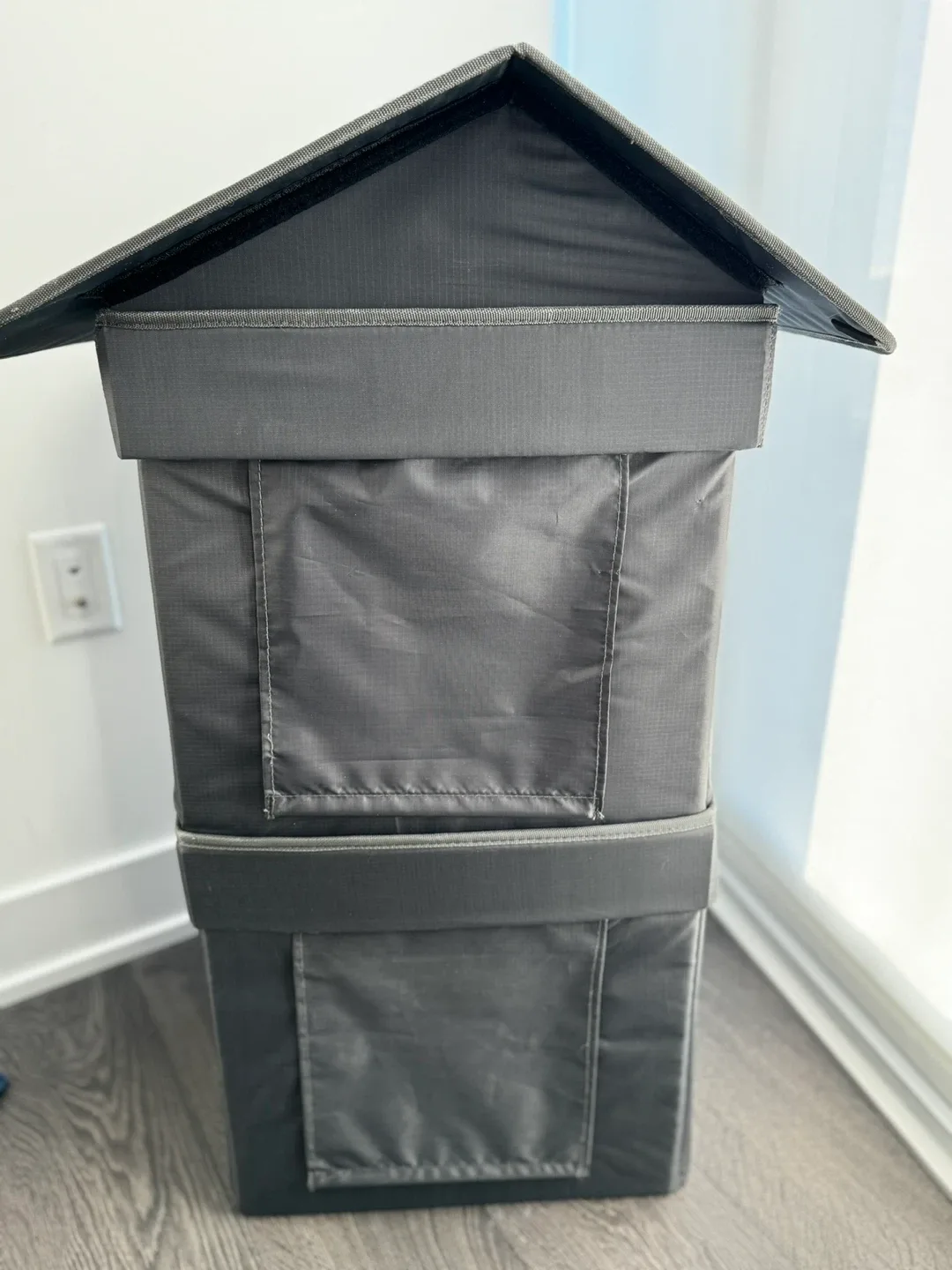 Two Story Cat House image indicator(4)