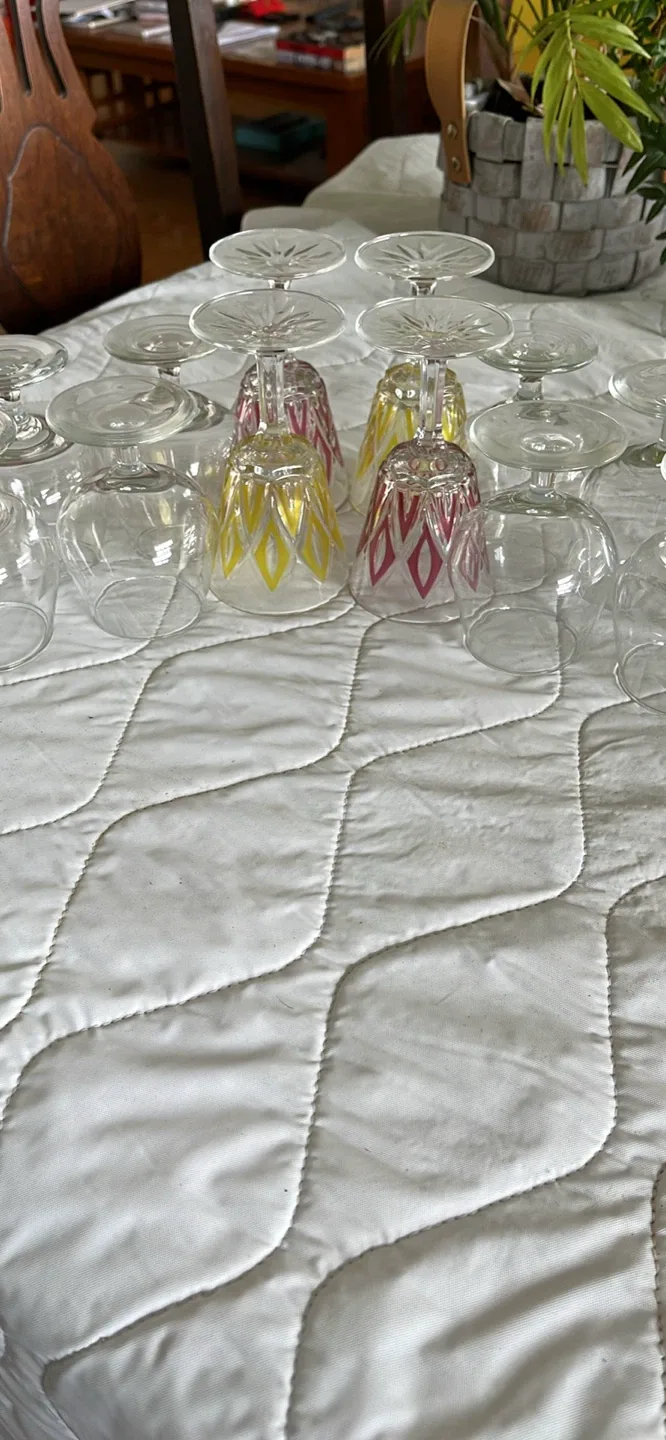 Vintage Crystal Liqueur Glasses thumbnail