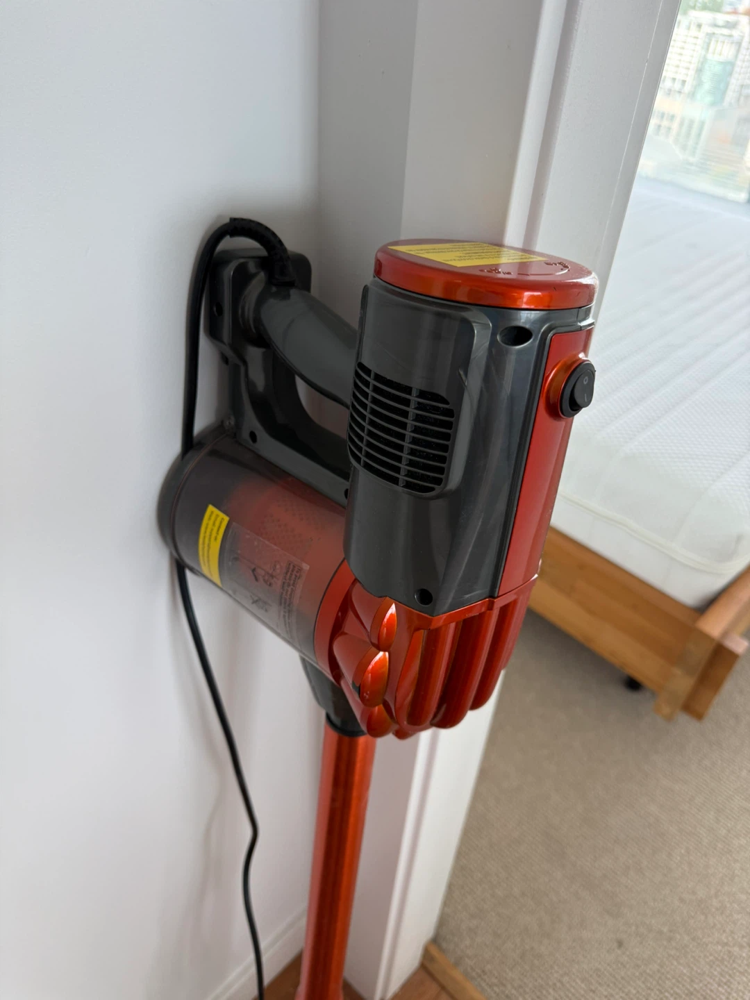 Vacuum Cleaner - photo 2
