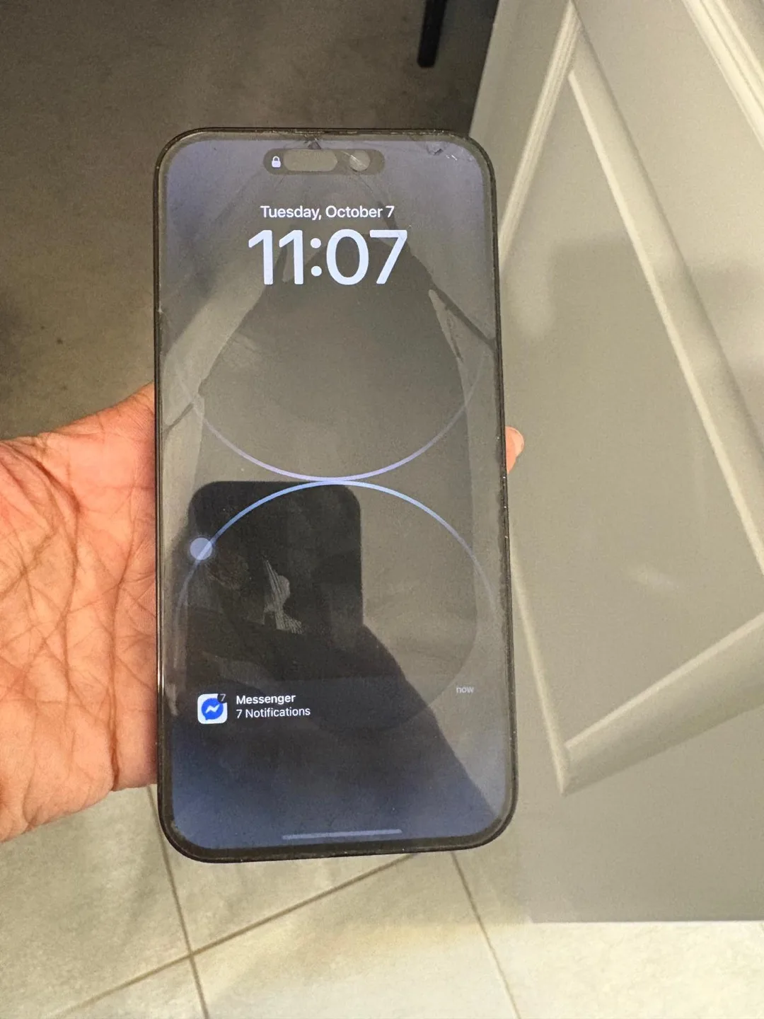 Apple iPhone 14 Pro Max image indicator(5)