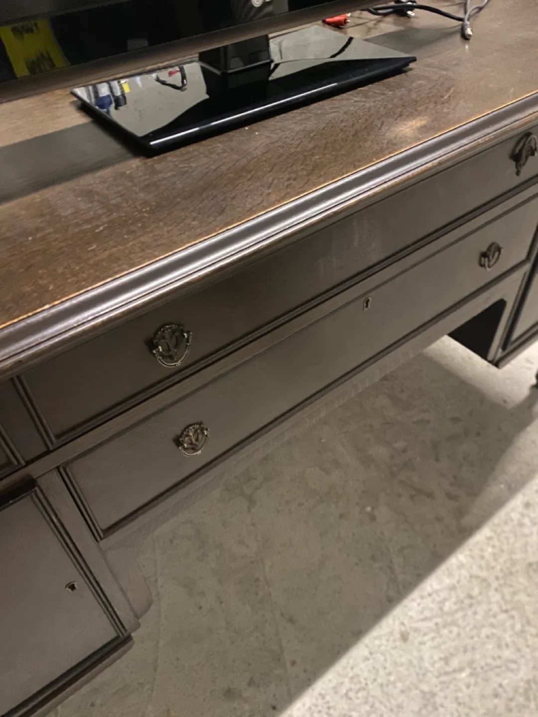 Hespeler Side Table image indicator(3)