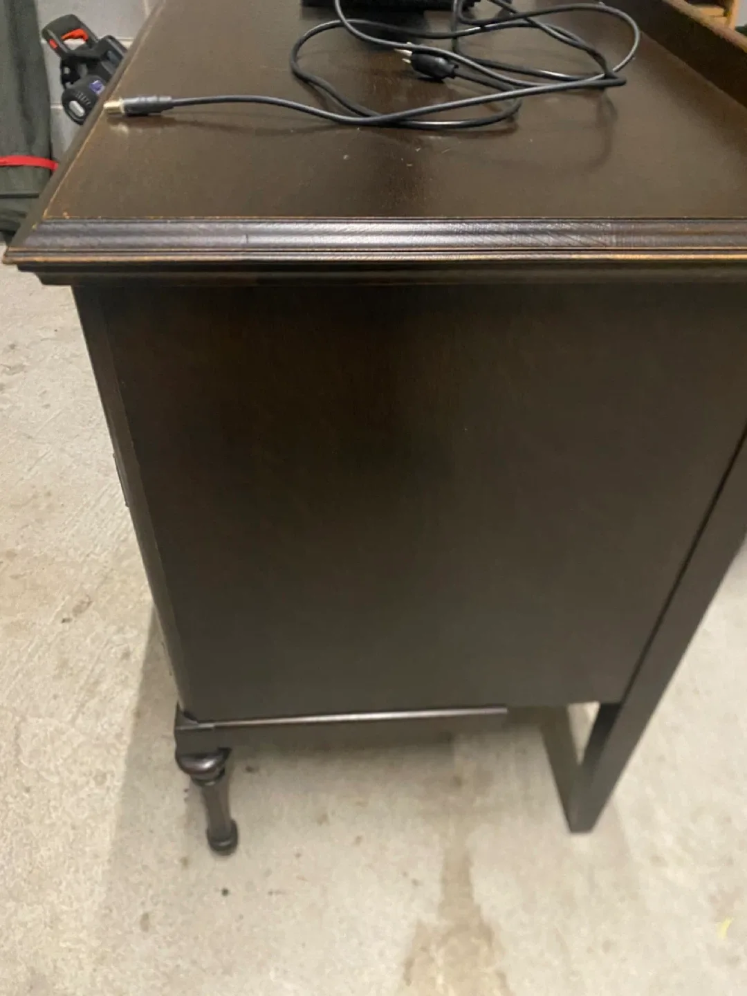 Hespeler Side Table image indicator(2)