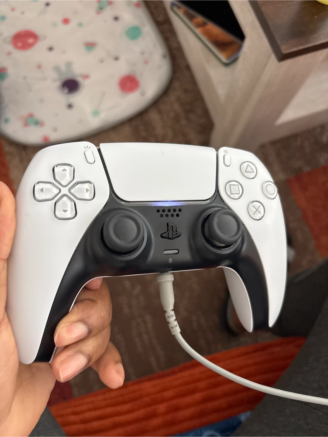 PlayStation 5 slim Console and Controller - photo 2