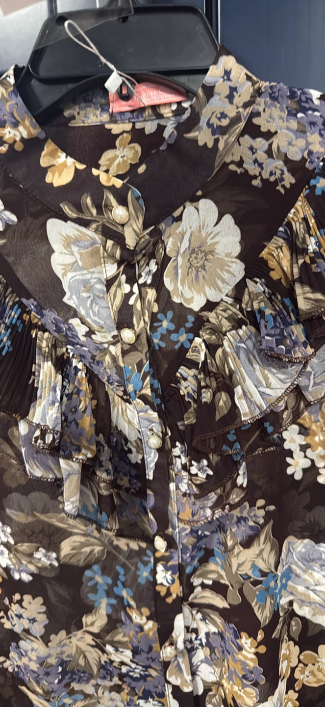 New Floral Ruffle Blouse size M check more pictures - photo 3