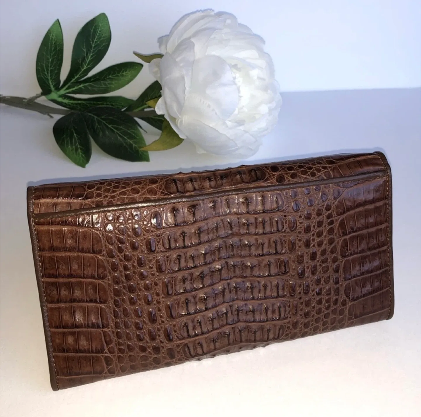 River genuine 🐊 skin wallet image indicator(2)