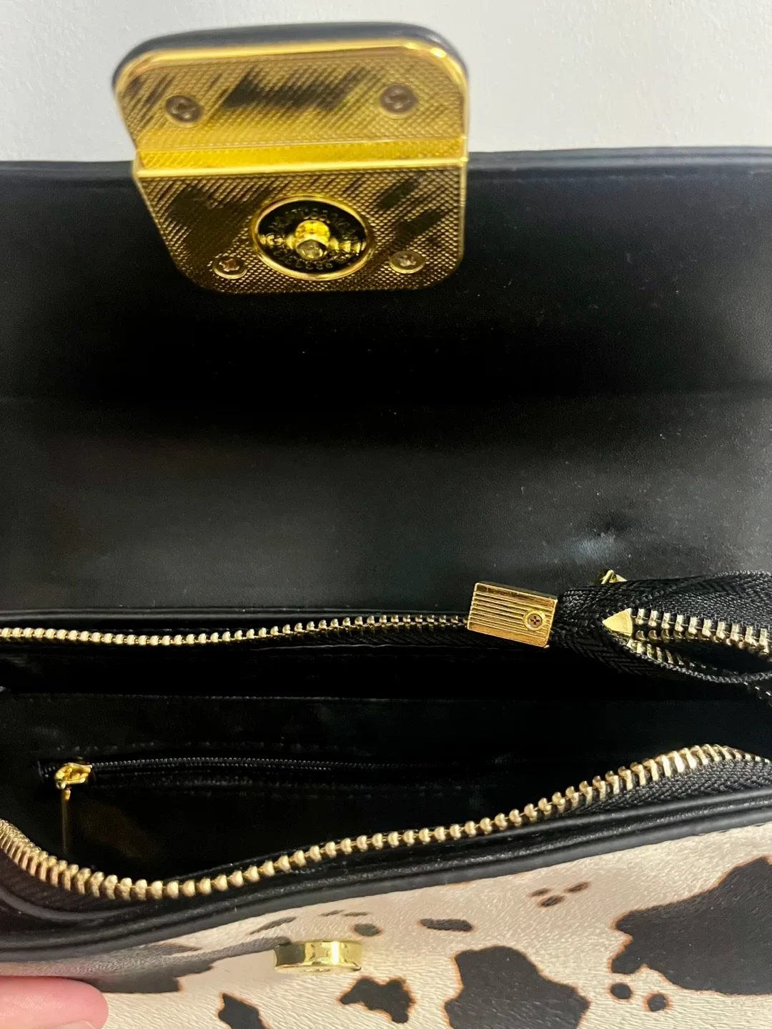 Cow Print Shoulder Bag - Black & White image indicator(3)