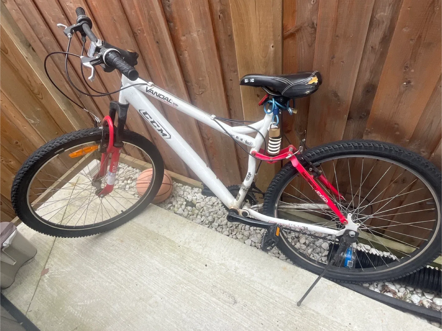 CCM Vandal 26" Mountain Bike thumbnail