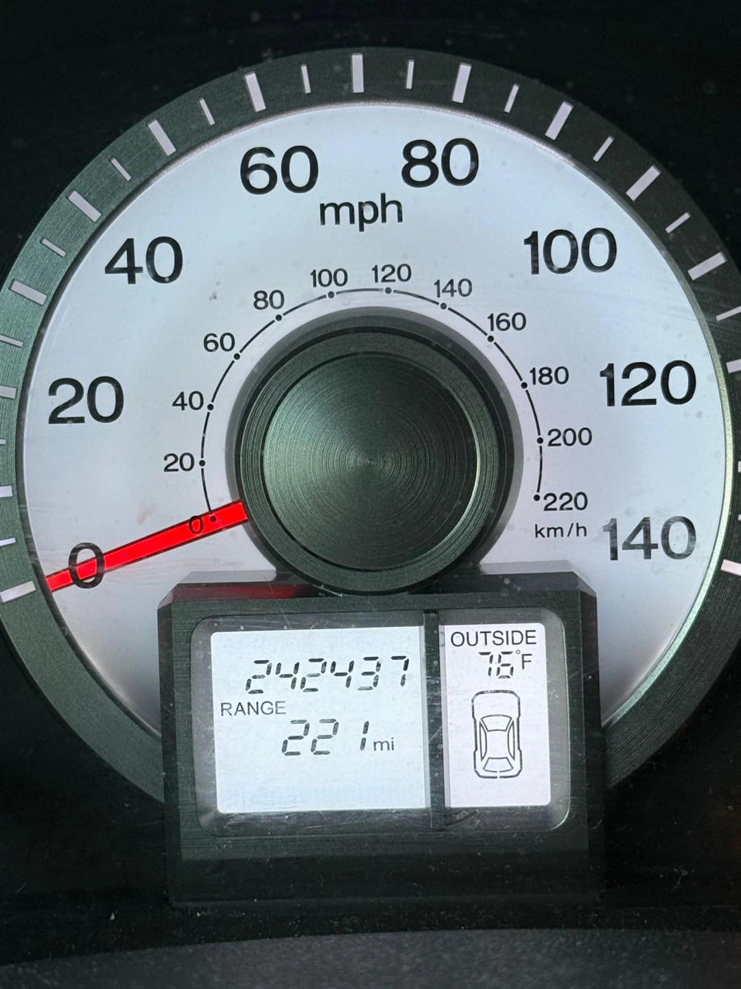 Honda Pilot SUV - White - photo 5