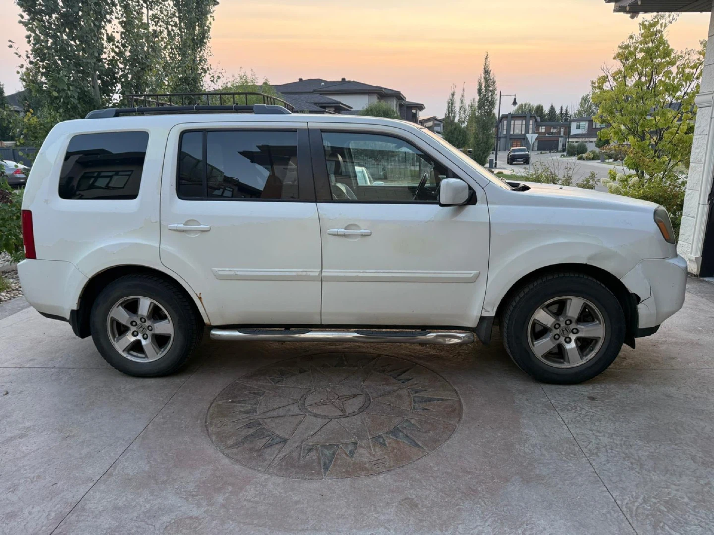 Honda Pilot SUV - White