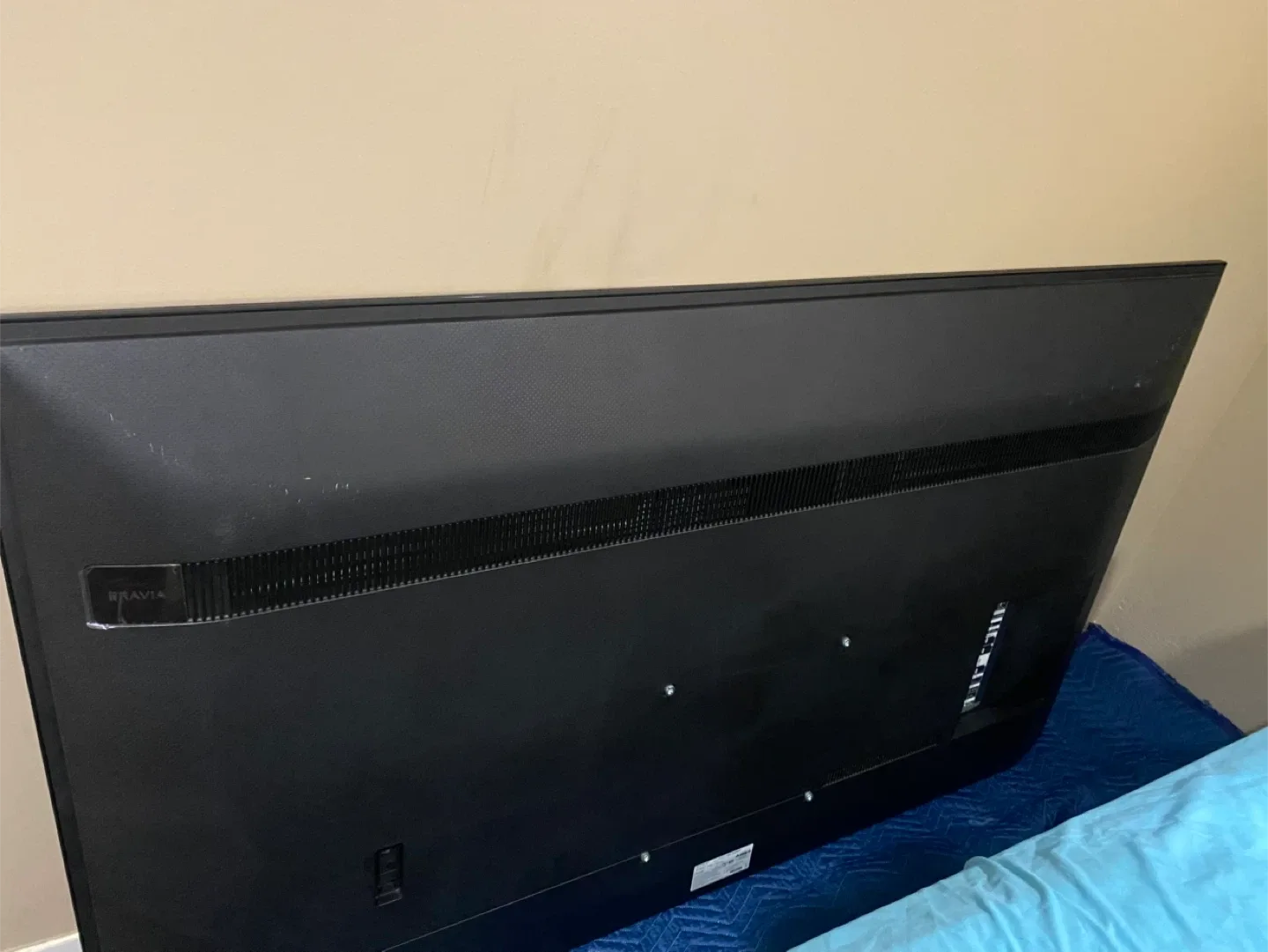 Sony Bravia TV 75” image indicator(2)