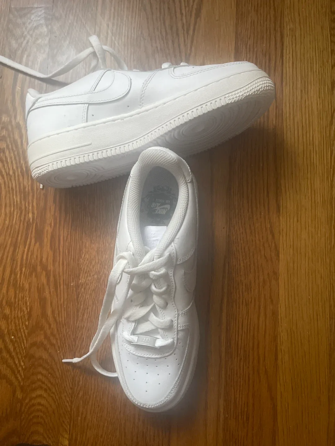 Nike Air Force 1 White Sneakers image indicator(5)