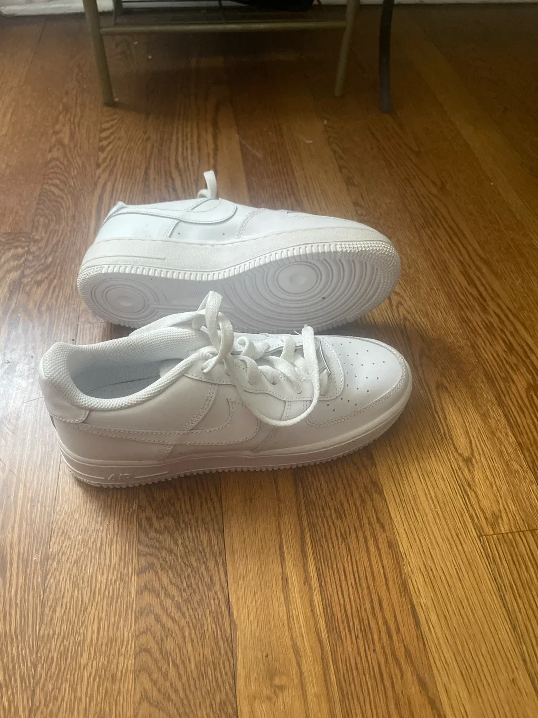 Nike Air Force 1 White Sneakers image indicator(3)