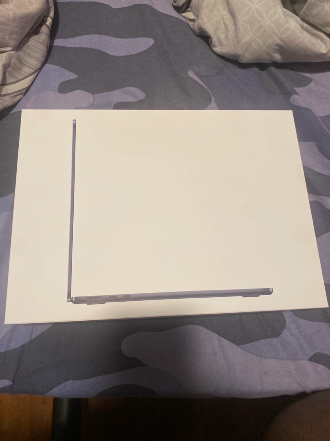 MacBook Air M4 chip, 16GB, 256GB Storage