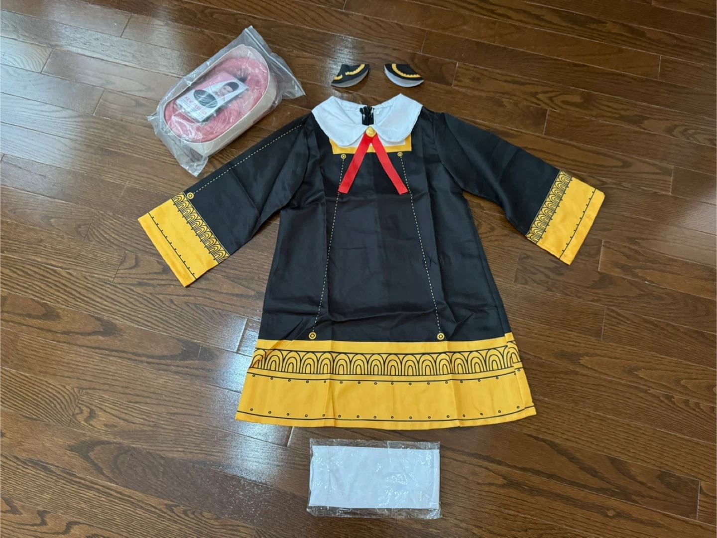 SPYXFAMILY Anya Forger Cosplay Costume Set