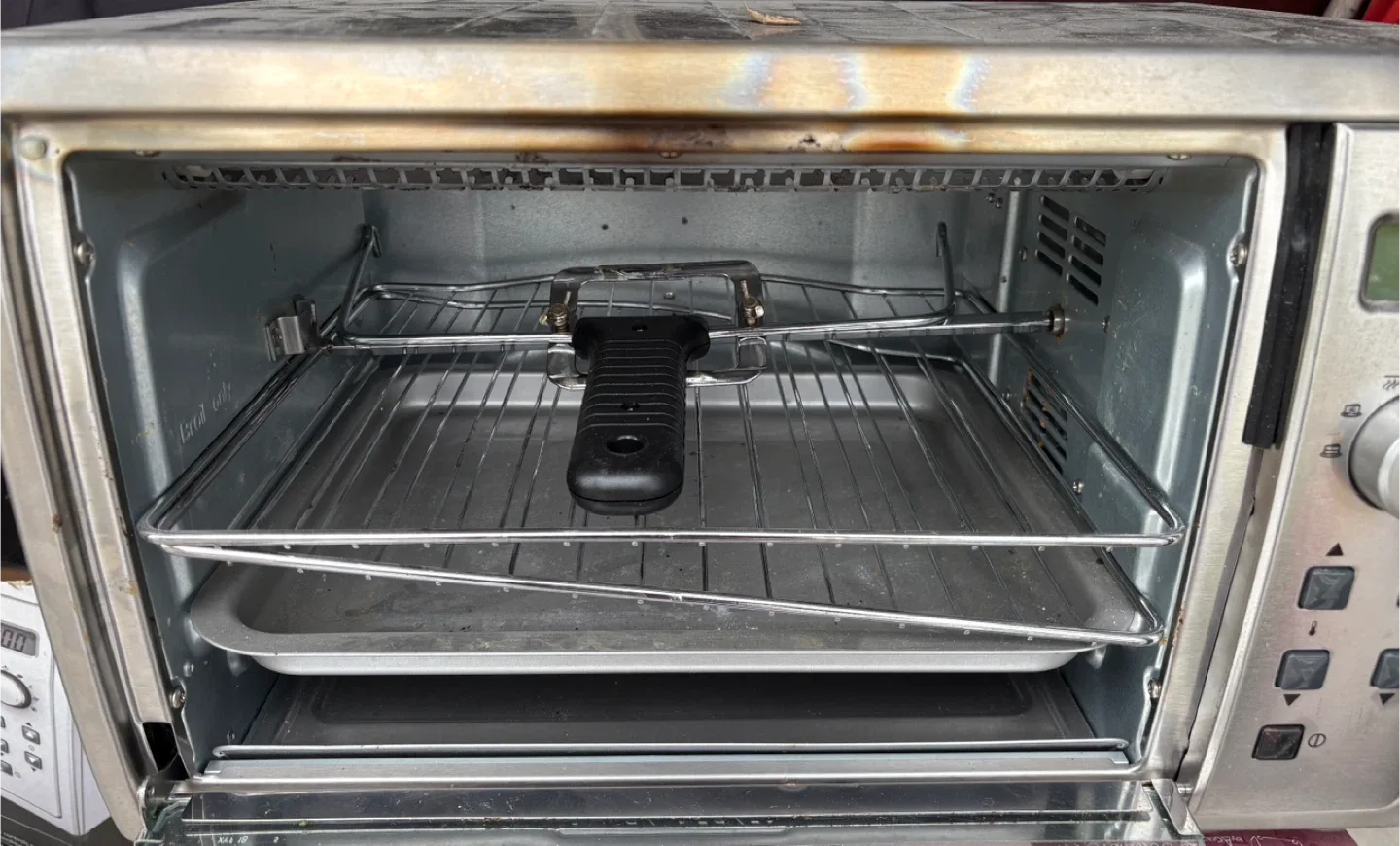 Black+Decker Digital Rotisserie Convection Oven image indicator(3)