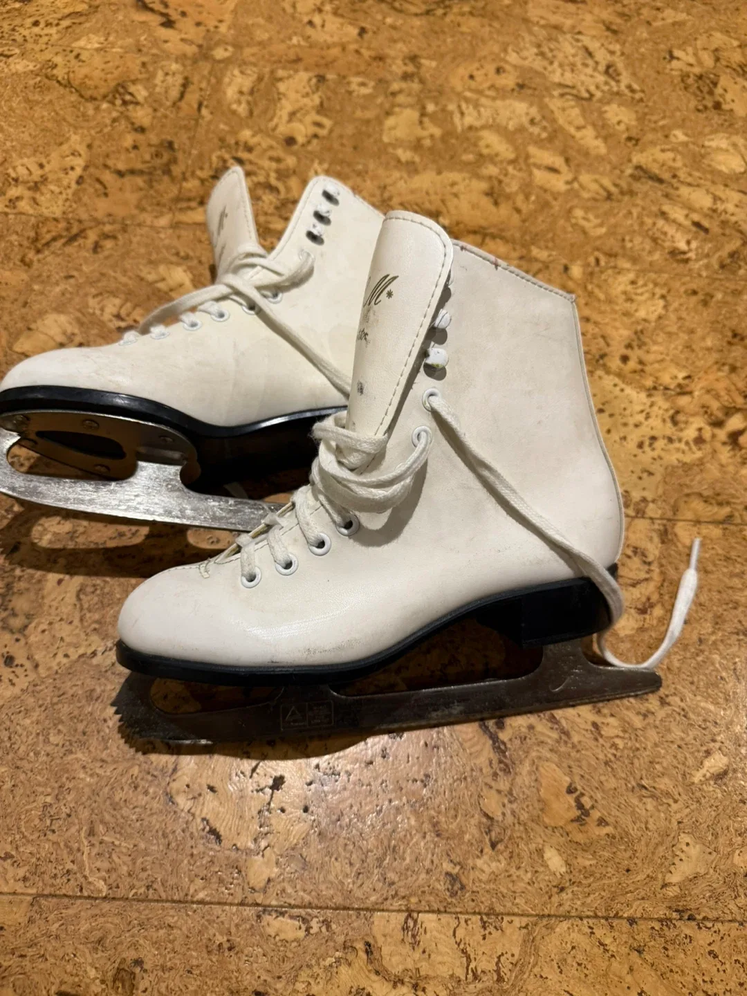 CCM Competitor kids Ice Skates - Size 2 thumbnail