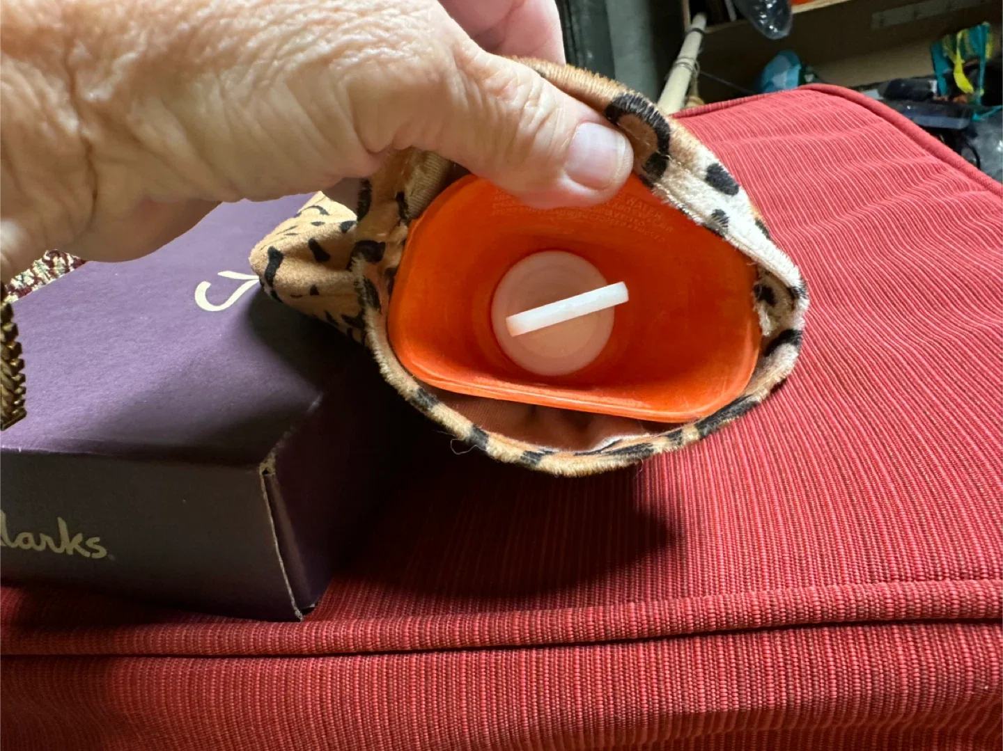 🧡Clarks Hot Water Bottle with Cover